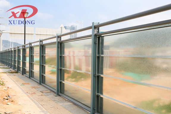 深圳鋼結(jié)構(gòu)圍擋價格貴不貴？哪個廠家性價比高