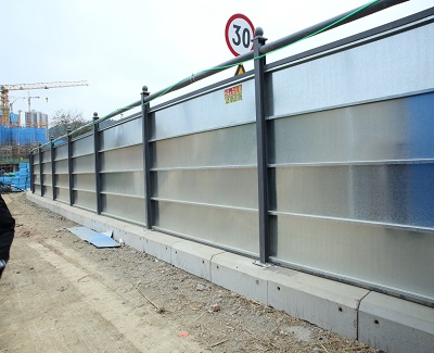 深圳圍擋多少錢(qián)一米？批發(fā)價(jià)格貴不貴？