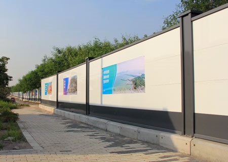 工程施工項(xiàng)目想找專(zhuān)業(yè)施工圍擋公司請(qǐng)@深圳旭東鋼構(gòu)