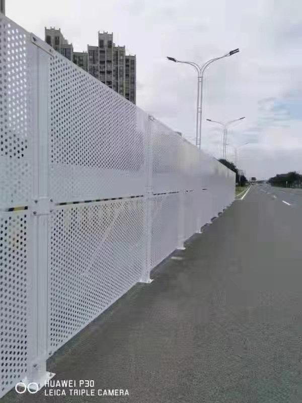 裝配式鋼結(jié)構(gòu)圍擋的安裝難度和時間需求如何？【旭東鋼構(gòu)圍擋】